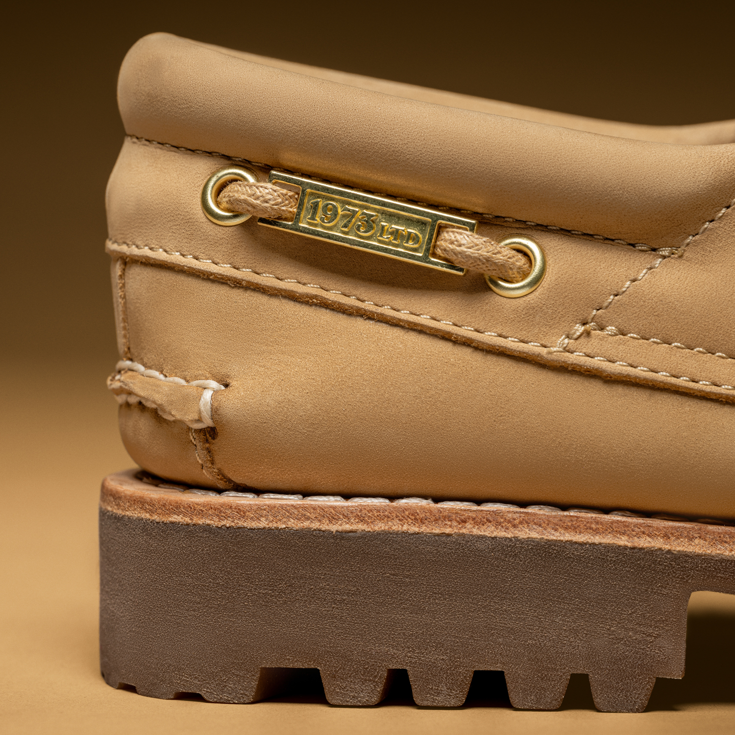 メンズ スリーアイ ラグ ハンドソーン ボート シューズ -  ライトベージュ|TB0A64V5EC01|【Timberland公式通販】ティンバーランドオンラインショップ