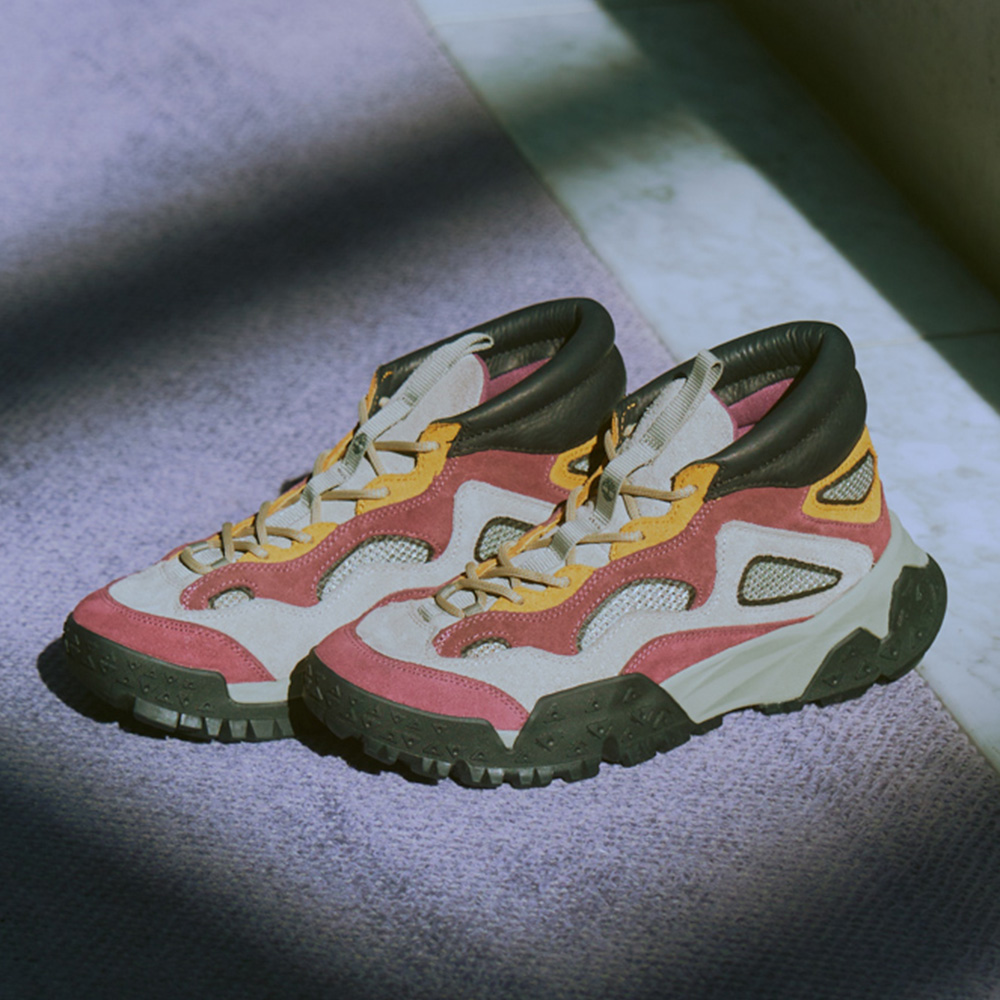 メンズ モーション スクランブル ミッド ブーツ image number 1