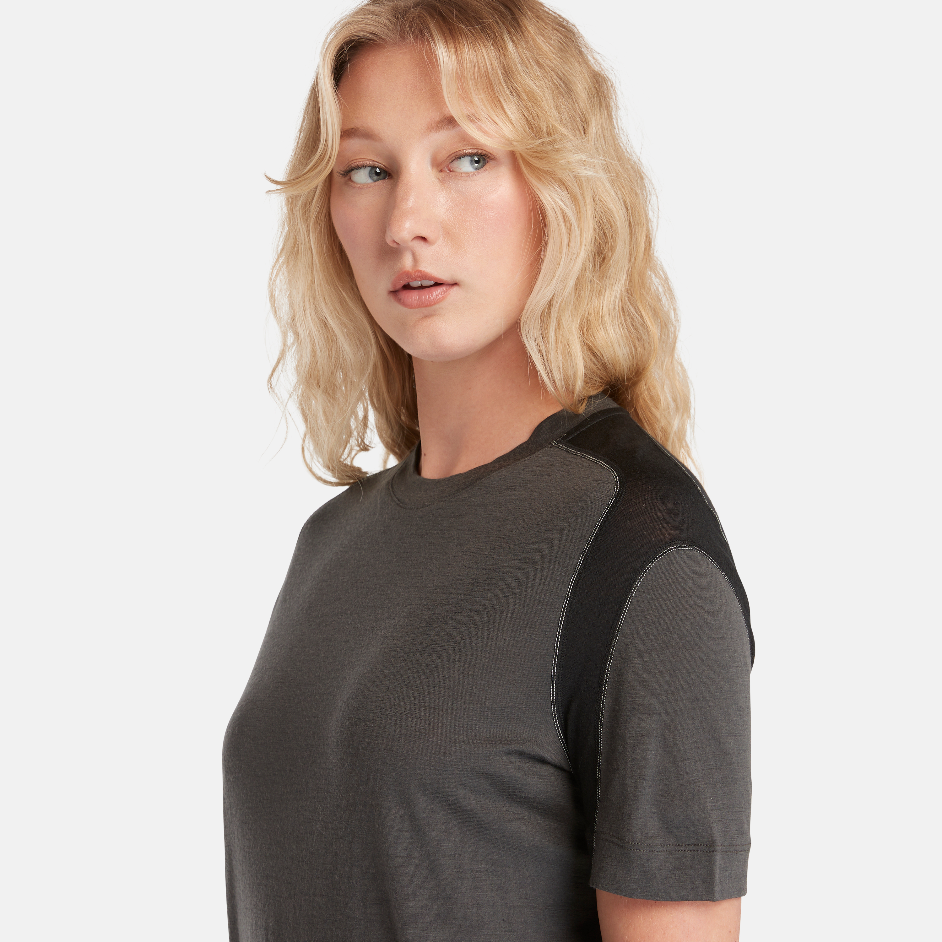 【Icebreaker x Timberland】 レディース メリノ ゾーンニット Tシャツ image number 3