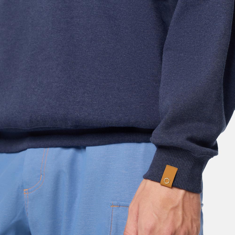 【TOKYO DESIGN COLLECTIVE】 オールジェンダー ハーフジップ スウェットシャツ image number 4